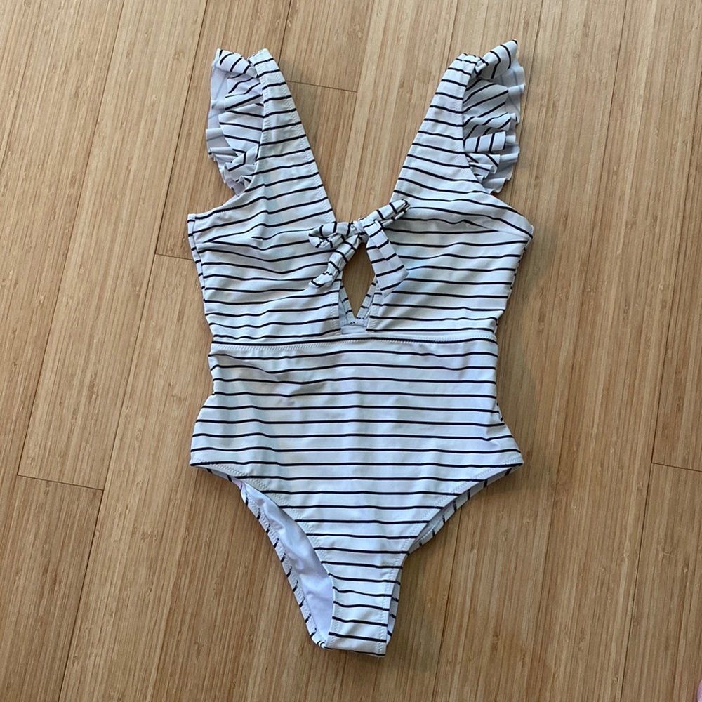 Cupshe One Piece